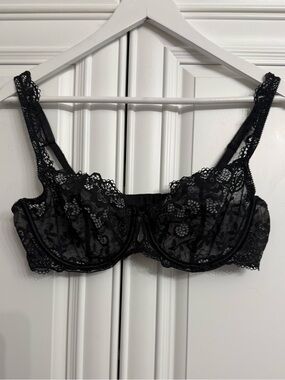 Victoria's Secret Size 38C Black Lace Unlined Underwire Balconette Bra